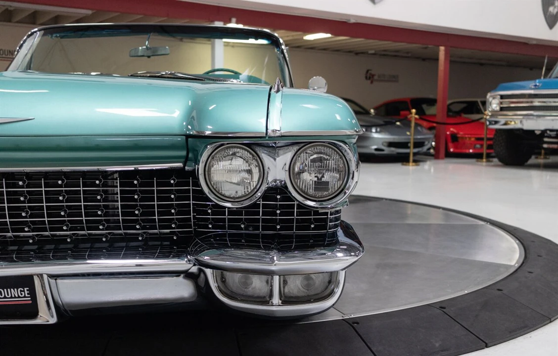1960 Cadillac Series 62 5th Gen - Image 17 of 31