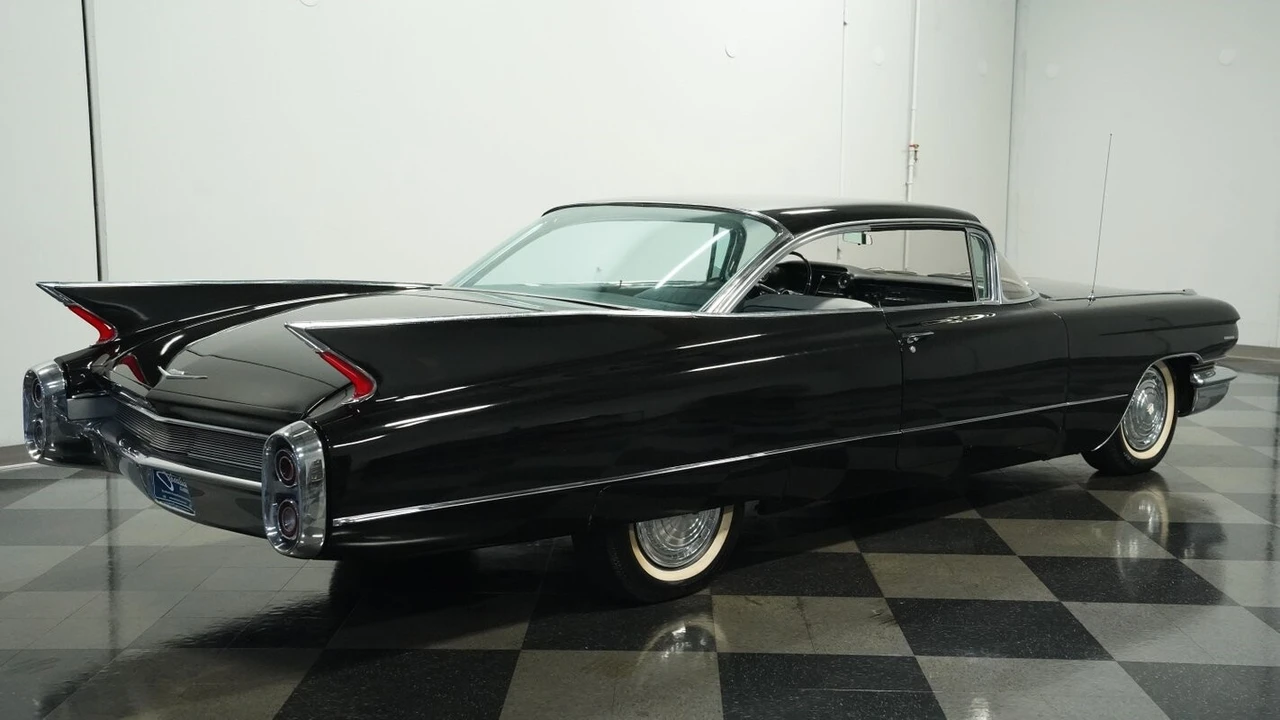 1960 Cadillac Series 62 5th Gen - Image 11 of 12