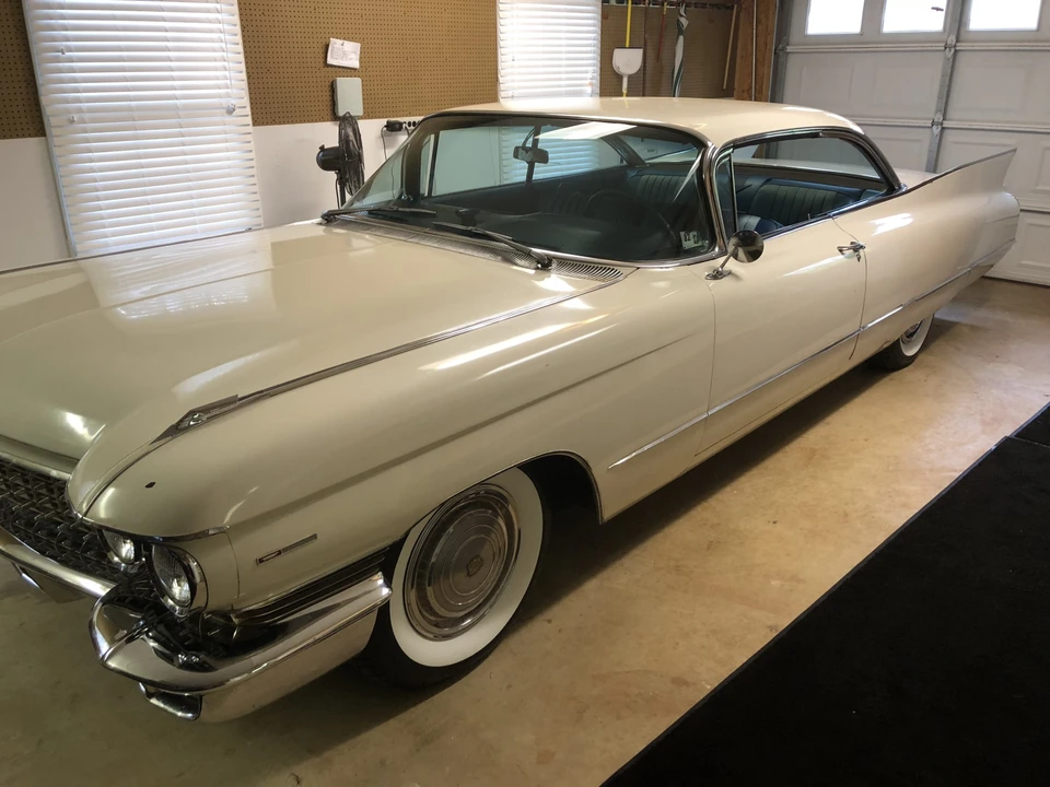 1960 Cadillac Series 62 5th Gen - Image 15 of 31