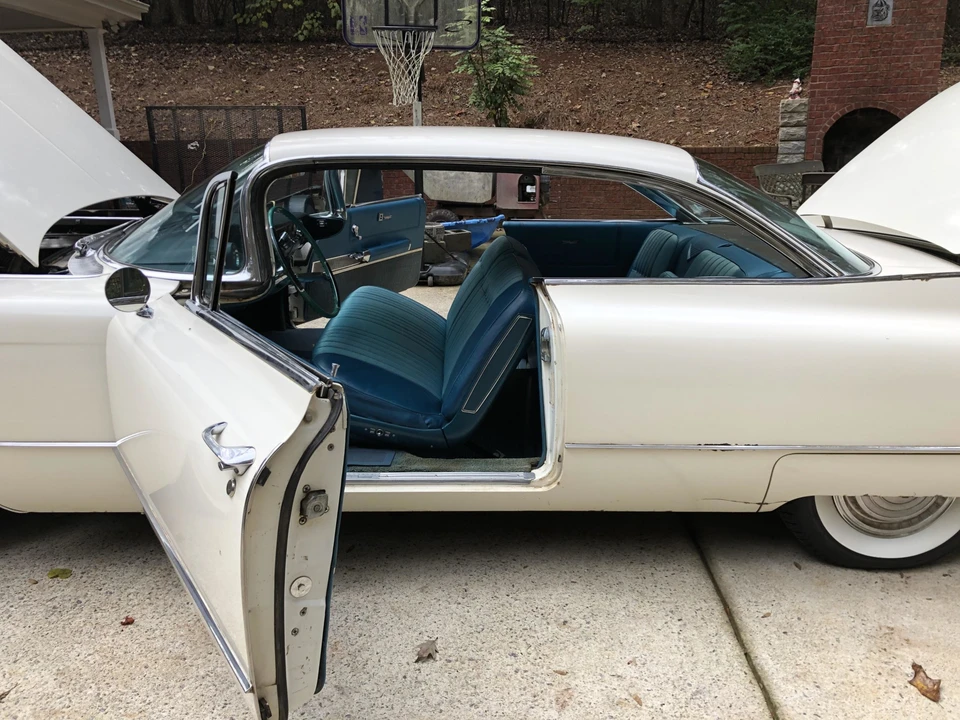 1960 Cadillac Series 62 5th Gen - Image 24 of 31