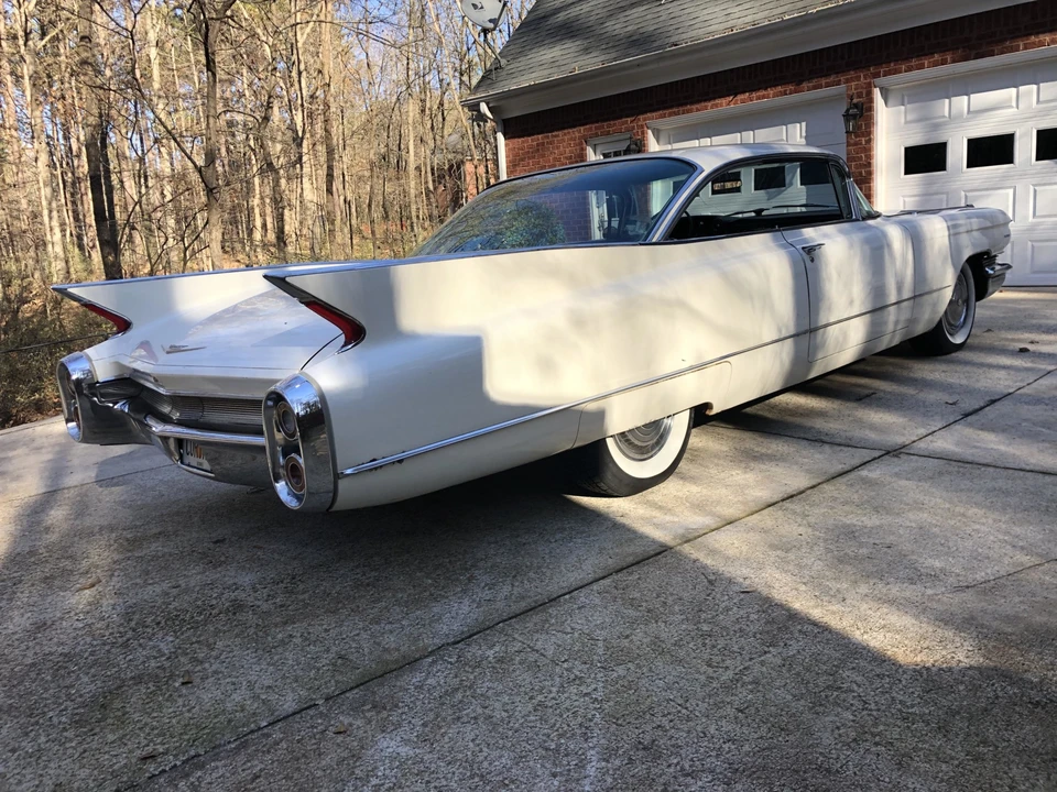1960 Cadillac Series 62 5th Gen - Image 3 of 31