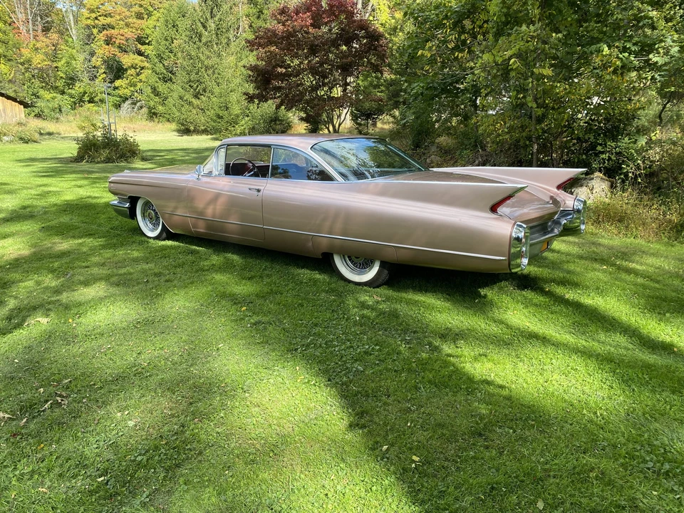 1960 Cadillac Series 62 5th Gen - Image 8 of 31