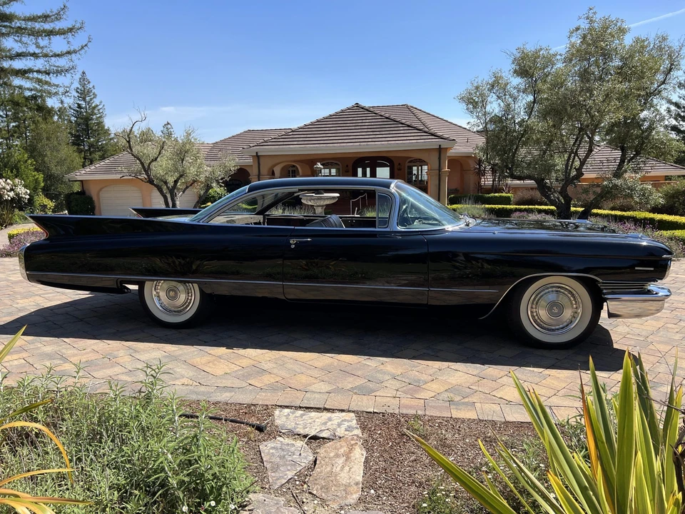 1960 Cadillac Series 62 5th Gen - Image 13 of 31
