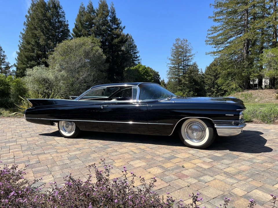 1960 Cadillac Series 62 5th Gen - Image 16 of 31