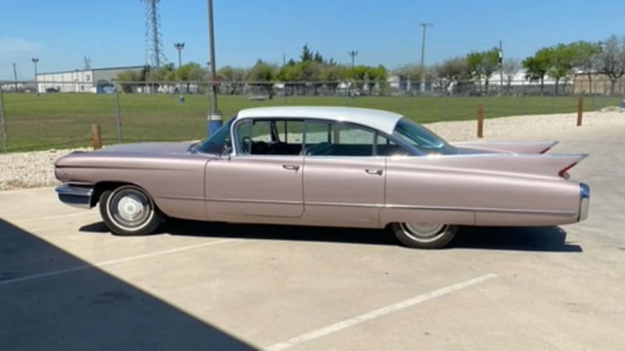 1960 Cadillac Series 62 5th Gen - Image 2 of 8