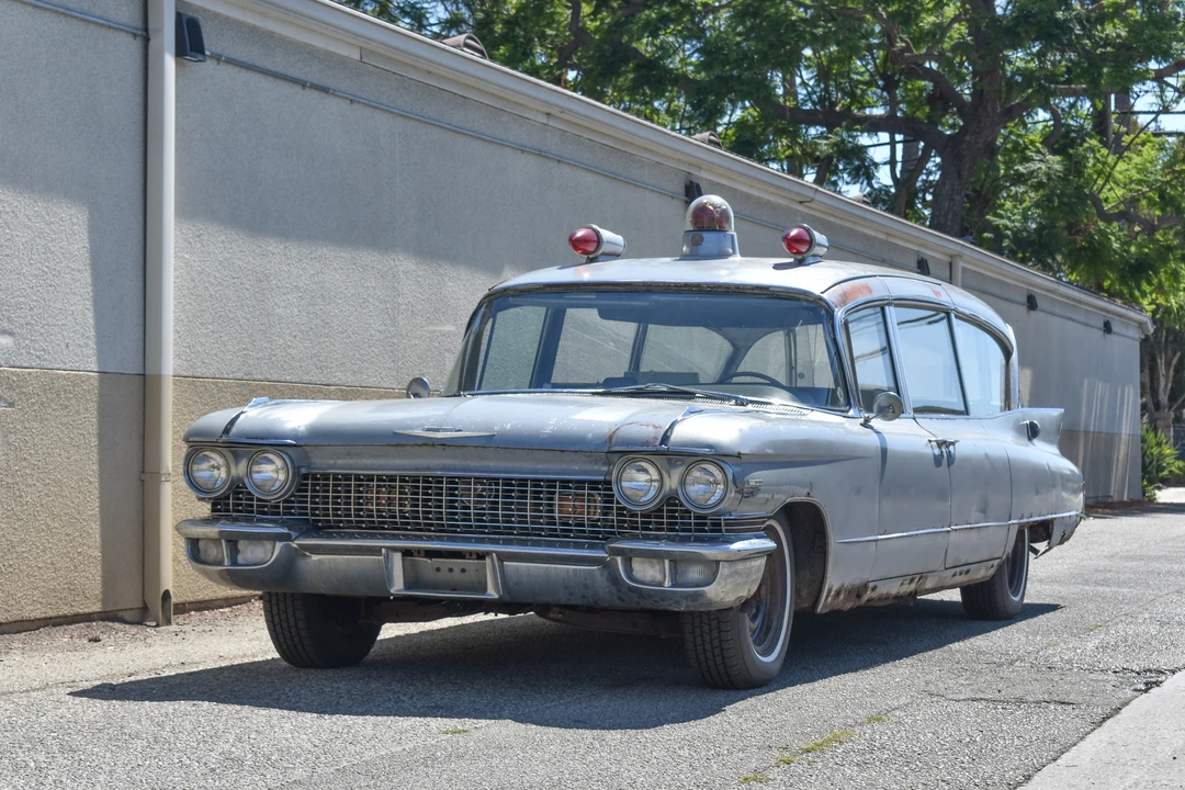 1960 Cadillac Series 70 & 75 - Image 10 of 31