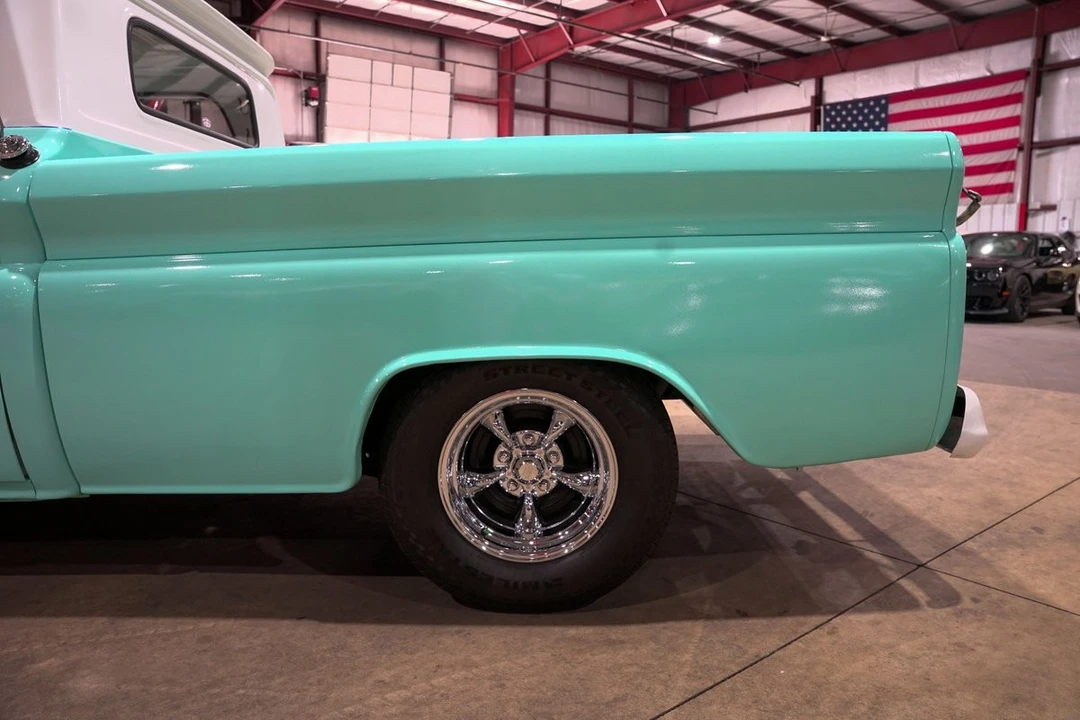 1960 Chevrolet Task Force - Image 5 of 31