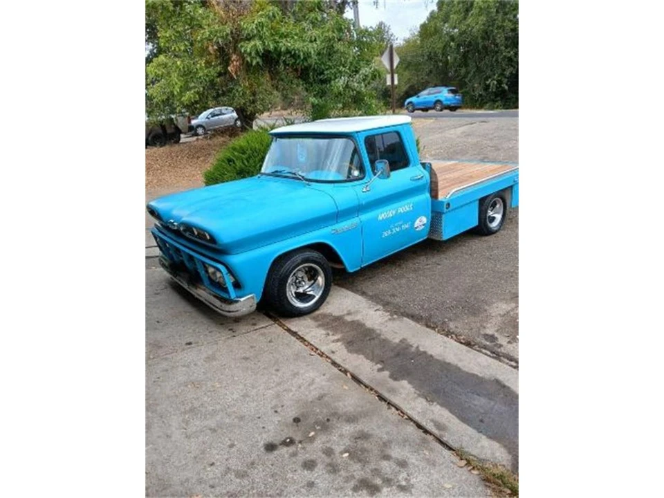 1960 Chevrolet Task Force - Image 2 of 4