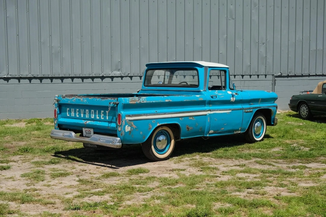 1960 Chevrolet Task Force - Image 6 of 21
