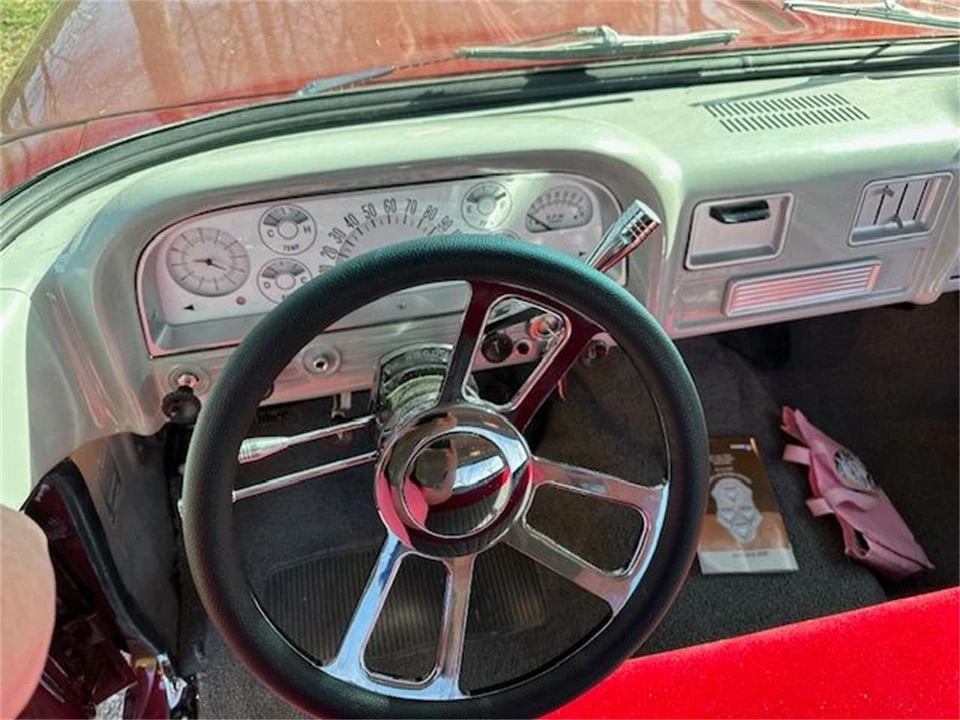 1960 Chevrolet Task Force - Image 5 of 5