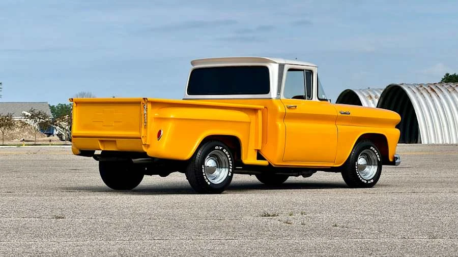 1960 Chevrolet Task Force - Image 3 of 31