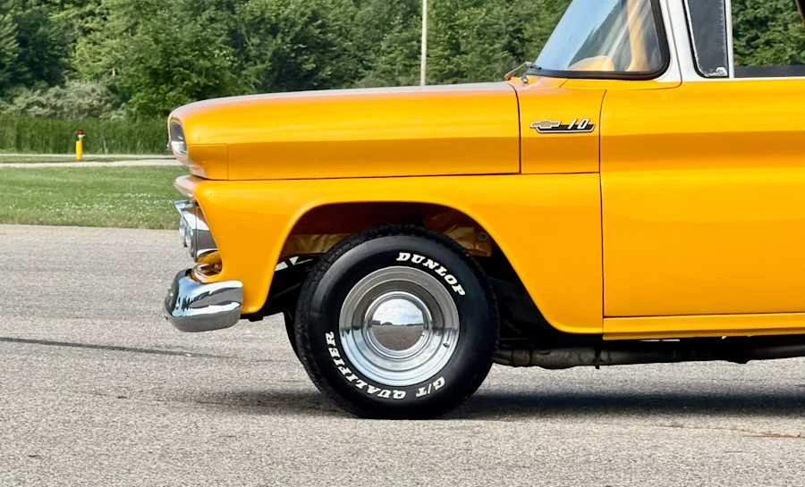 1960 Chevrolet Task Force - Image 11 of 31