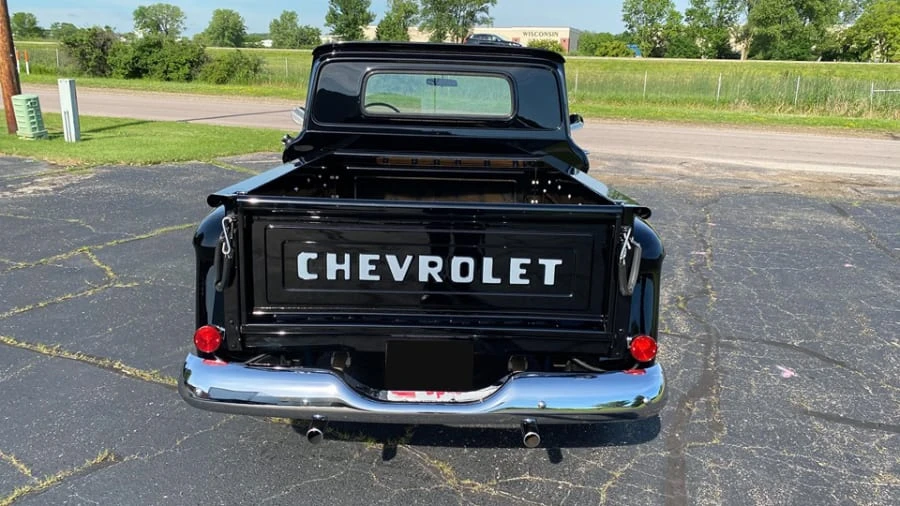 1960 Chevrolet Task Force - Image 11 of 12