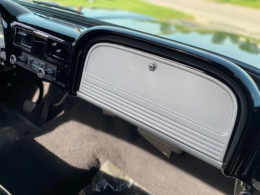 1960 Chevrolet Task Force - Image 6 of 12