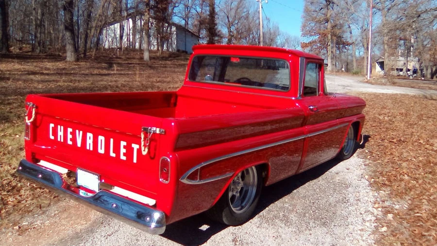 1960 Chevrolet Task Force - Image 2 of 24