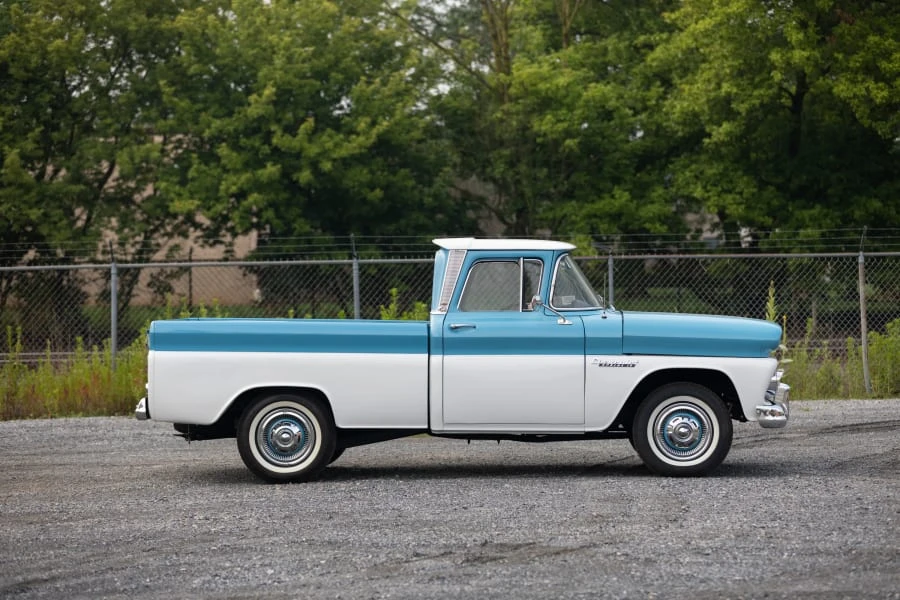 1960 Chevrolet Task Force - Image 2 of 29