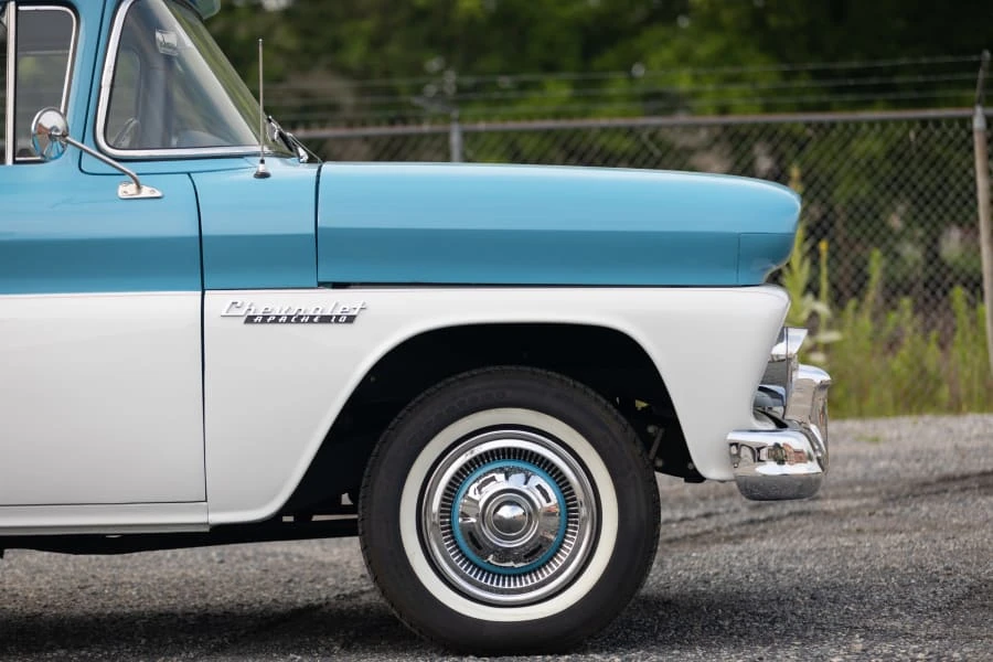 1960 Chevrolet Task Force - Image 14 of 29