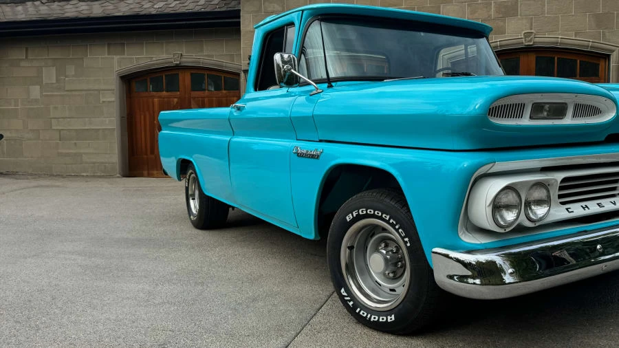 1960 Chevrolet Task Force - Image 19 of 29
