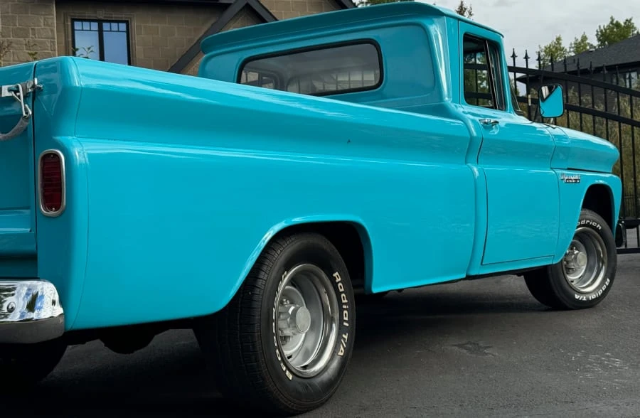 1960 Chevrolet Task Force - Image 10 of 29