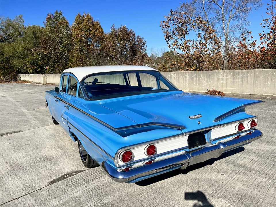 1960 Chevrolet Bel Air 5th Gen - Image 11 of 31