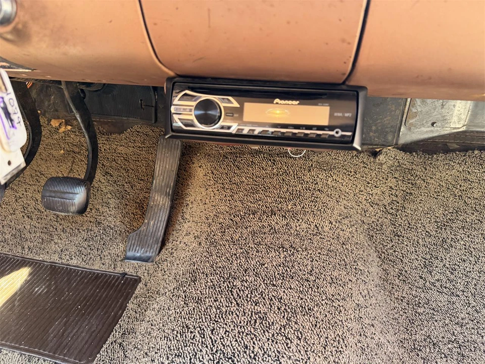 1960 Chevrolet Bel Air 5th Gen - Image 23 of 31