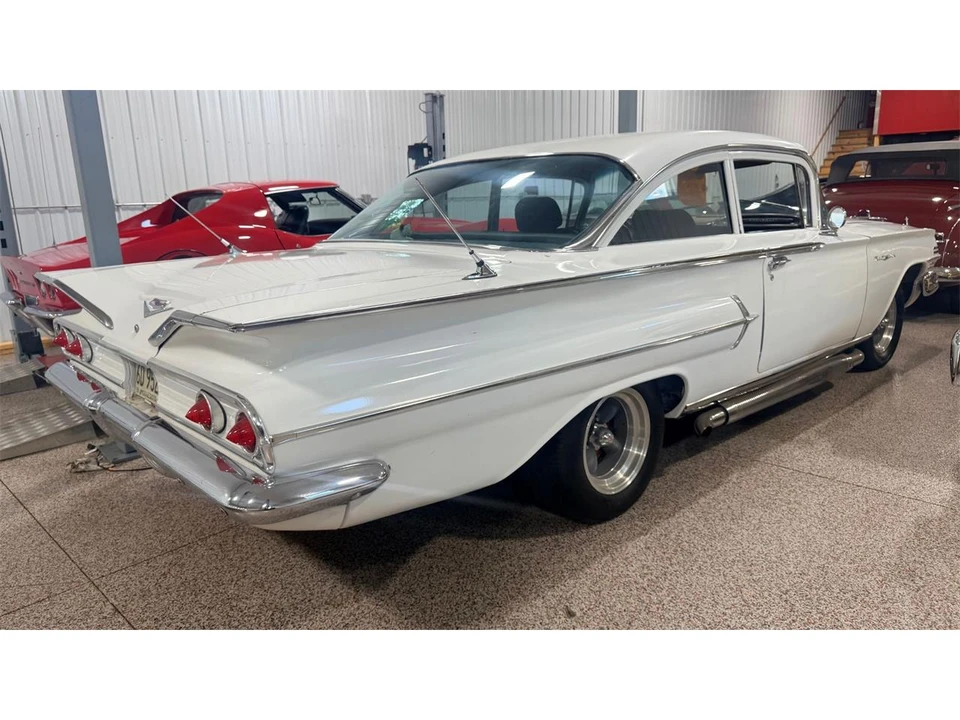 1960 Chevrolet Bel Air 5th Gen - Image 2 of 31