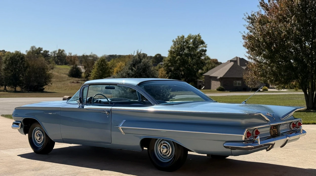 1960 Chevrolet Bel Air 5th Gen - Image 14 of 31