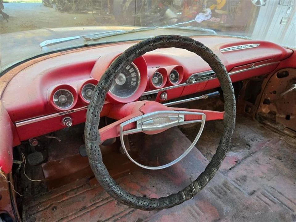 1960 Chevrolet Biscayne - Image 17 of 19