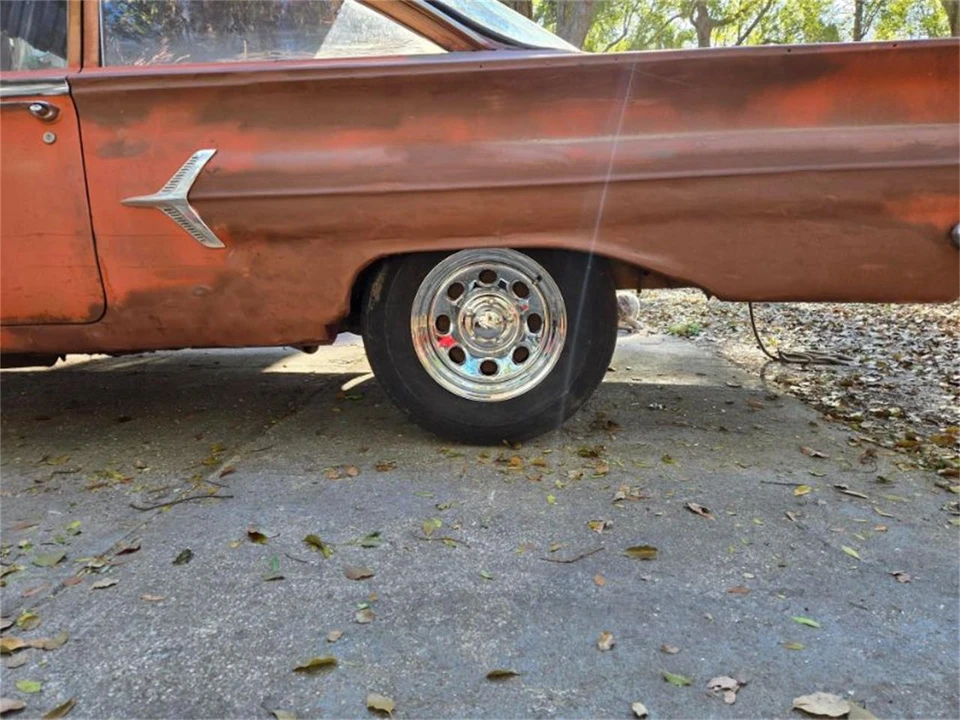 1960 Chevrolet Biscayne - Image 12 of 19