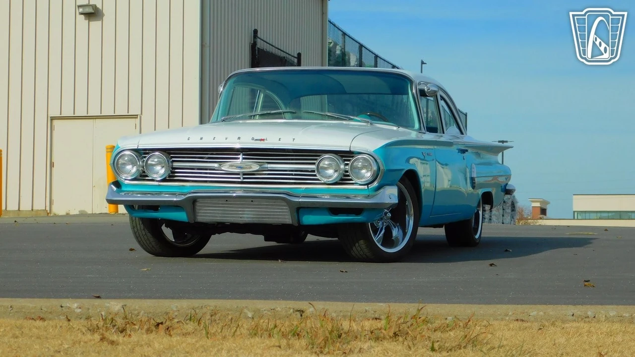1960 Chevrolet Biscayne - Image 4 of 21