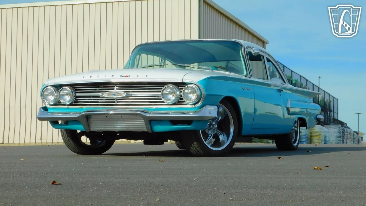 1960 Chevrolet Biscayne - Image 9 of 21