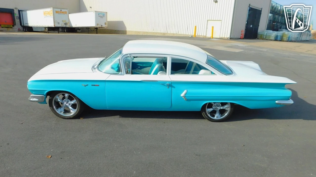1960 Chevrolet Biscayne - Image 14 of 21
