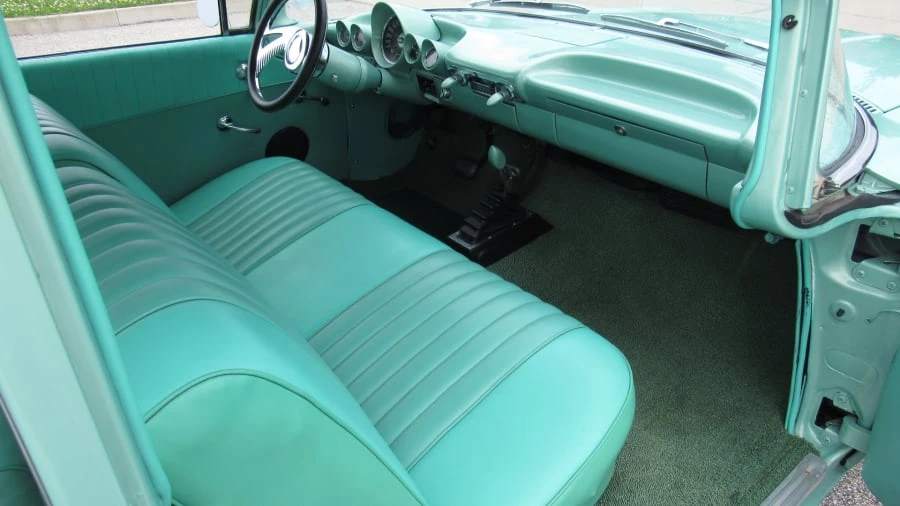 1960 Chevrolet Biscayne - Image 5 of 8