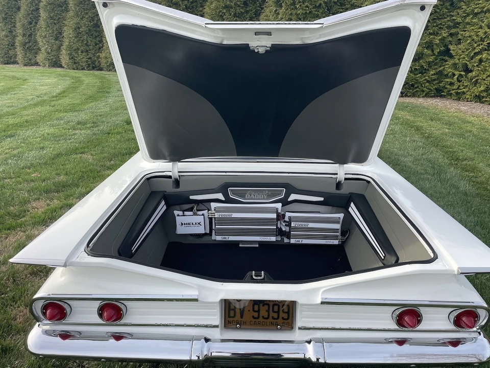 1960 Chevrolet Biscayne - Image 14 of 19