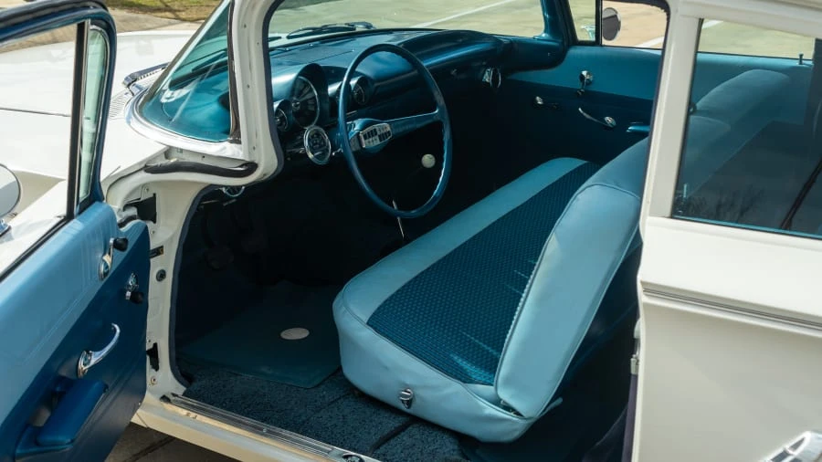 1960 Chevrolet Biscayne - Image 4 of 12