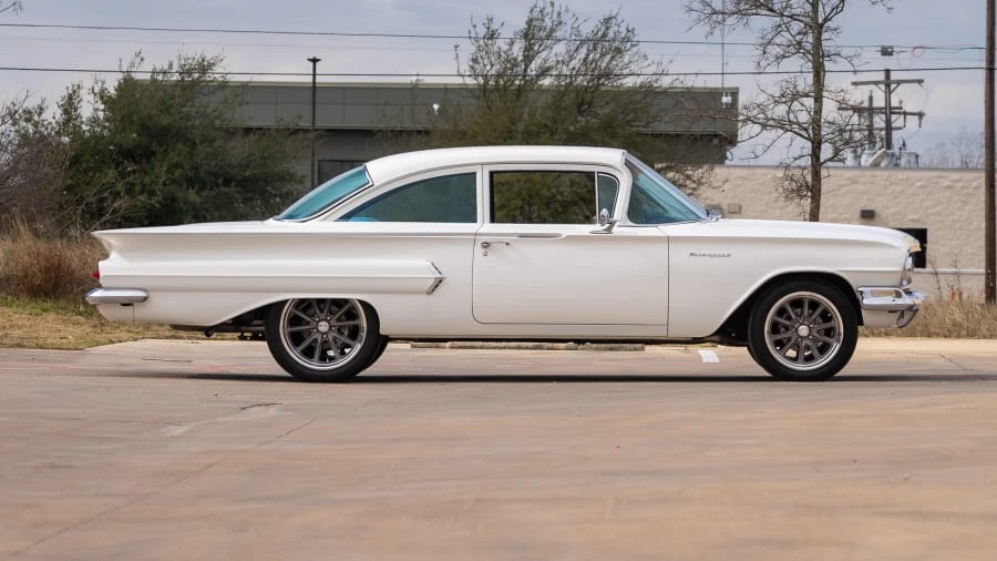 1960 Chevrolet Biscayne - Image 8 of 12