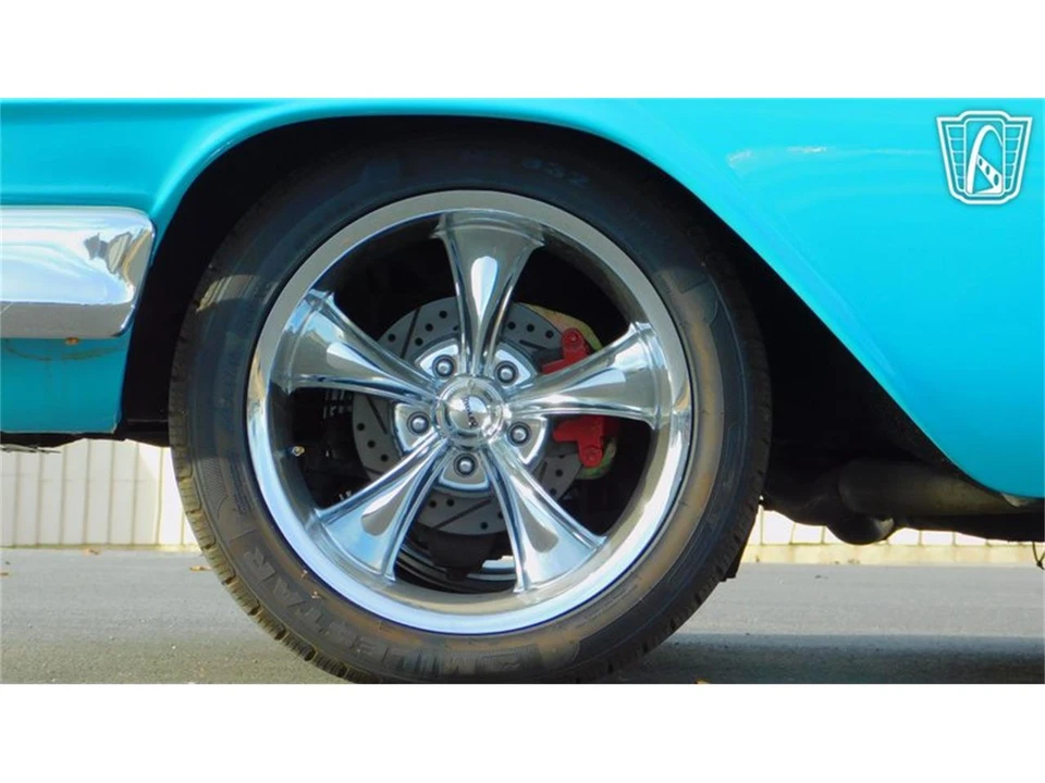 1960 Chevrolet Biscayne - Image 10 of 31