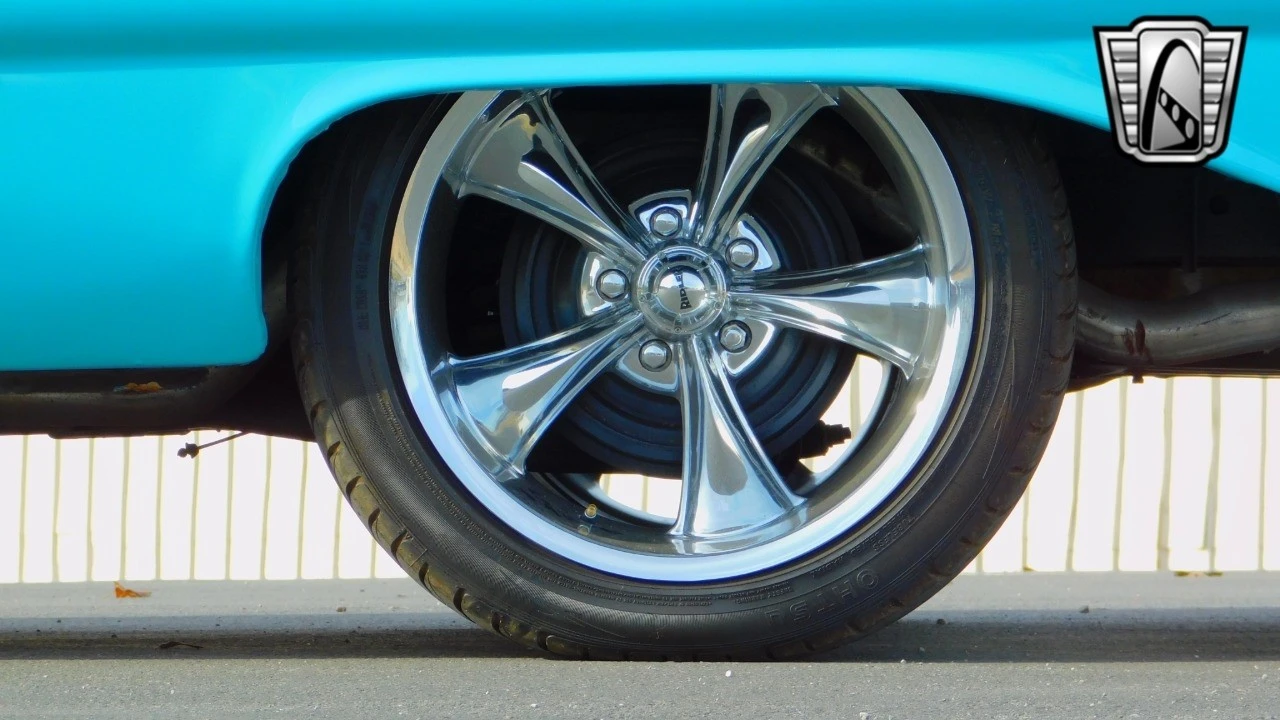 1960 Chevrolet Biscayne - Image 12 of 21