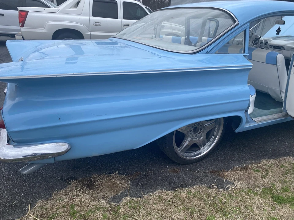 1960 Chevrolet Biscayne - Image 30 of 31