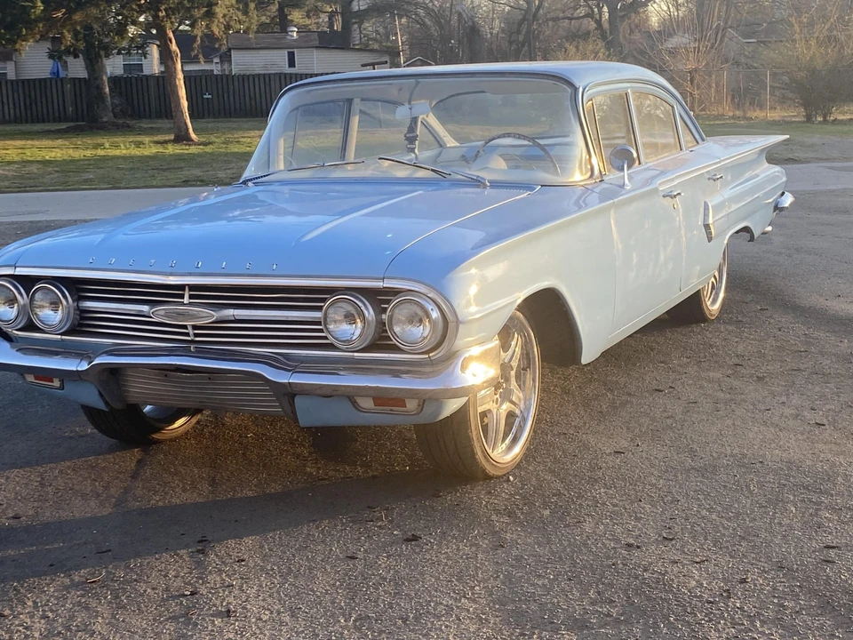 1960 Chevrolet Biscayne - Image 11 of 31