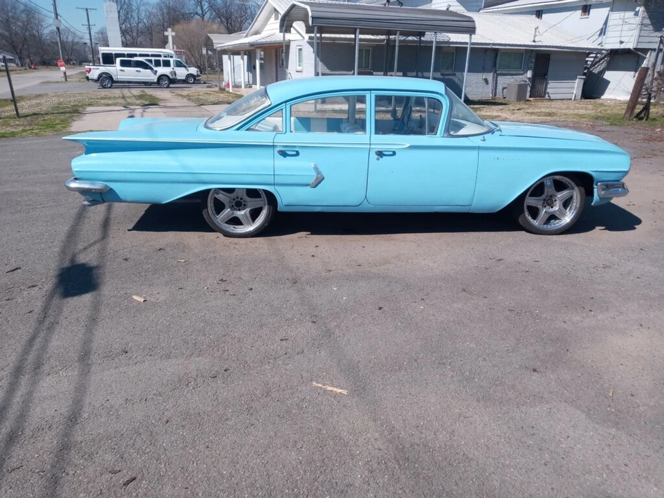 1960 Chevrolet Biscayne - Image 5 of 31