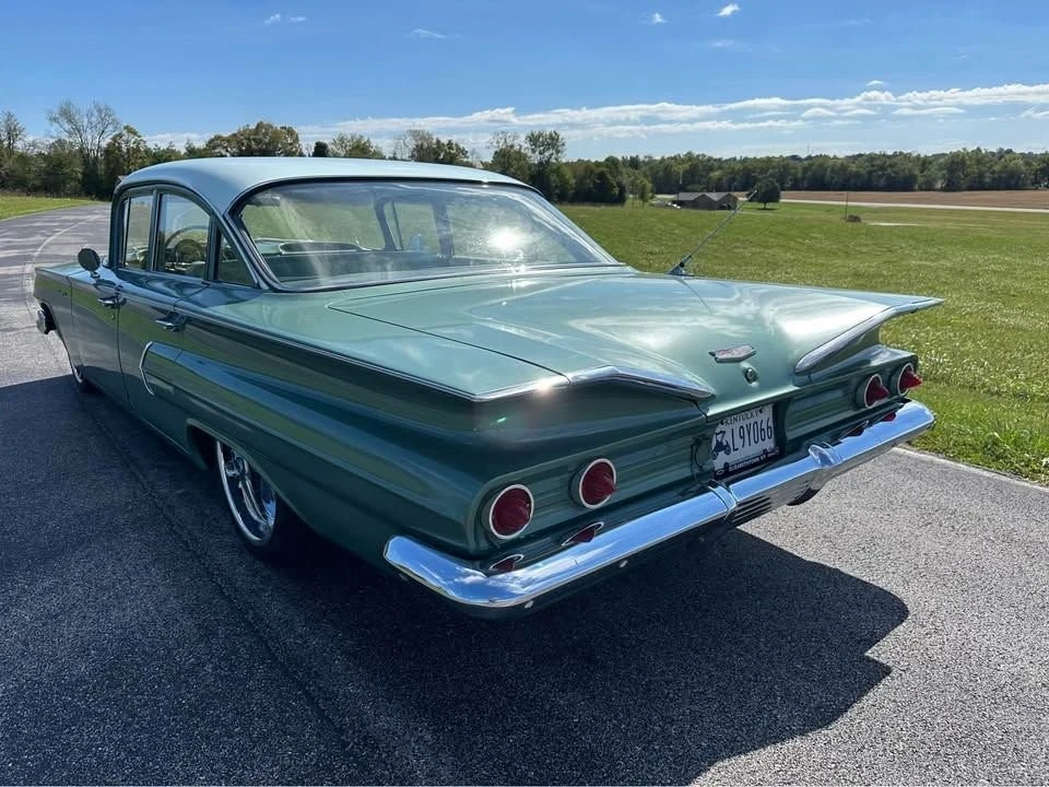 1960 Chevrolet Biscayne - Image 10 of 20