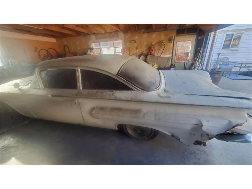 1960 Chevrolet Biscayne - Image 4 of 9