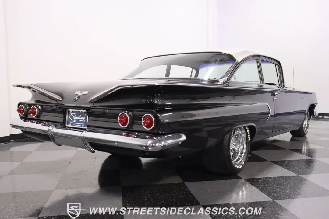 1960 Chevrolet Biscayne - Image 11 of 21