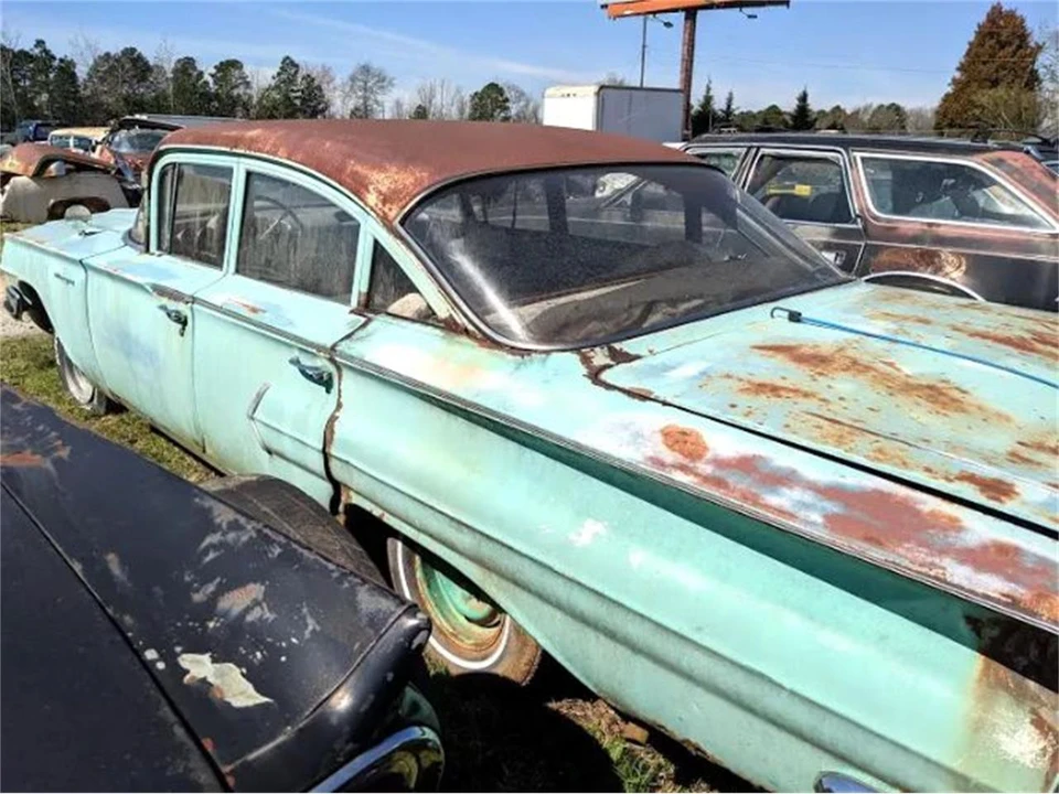 1960 Chevrolet Biscayne - Image 22 of 28