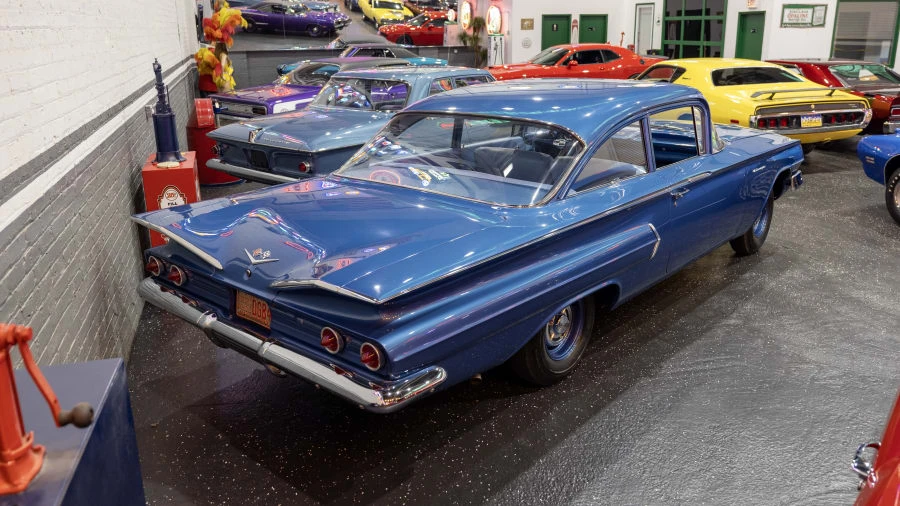 1960 Chevrolet Biscayne - Image 3 of 31
