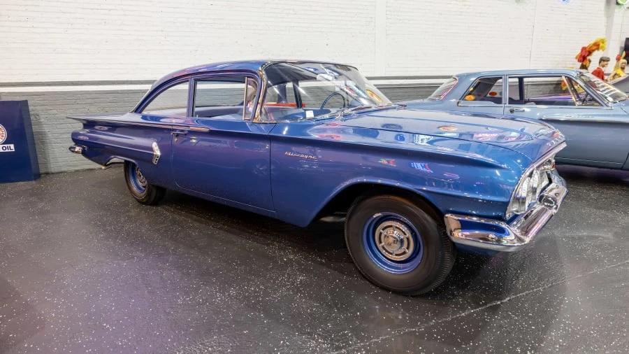 1960 Chevrolet Biscayne - Image 2 of 31