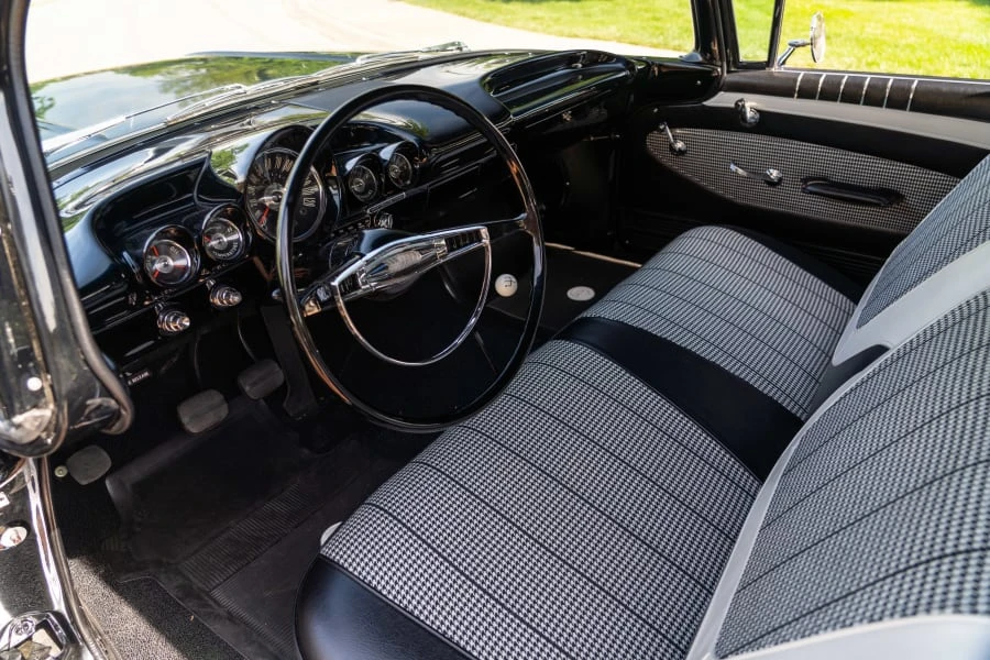 1960 Chevrolet Biscayne - Image 11 of 16