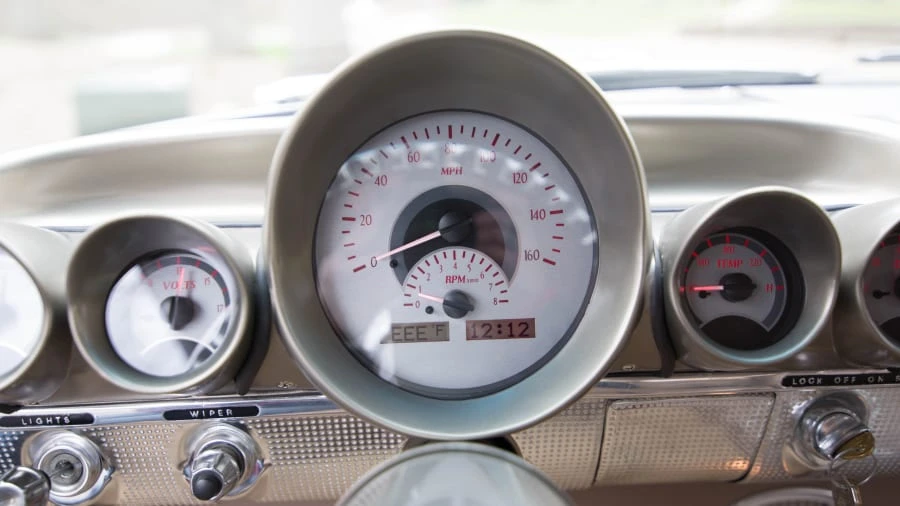 1960 Chevrolet Biscayne - Image 8 of 12