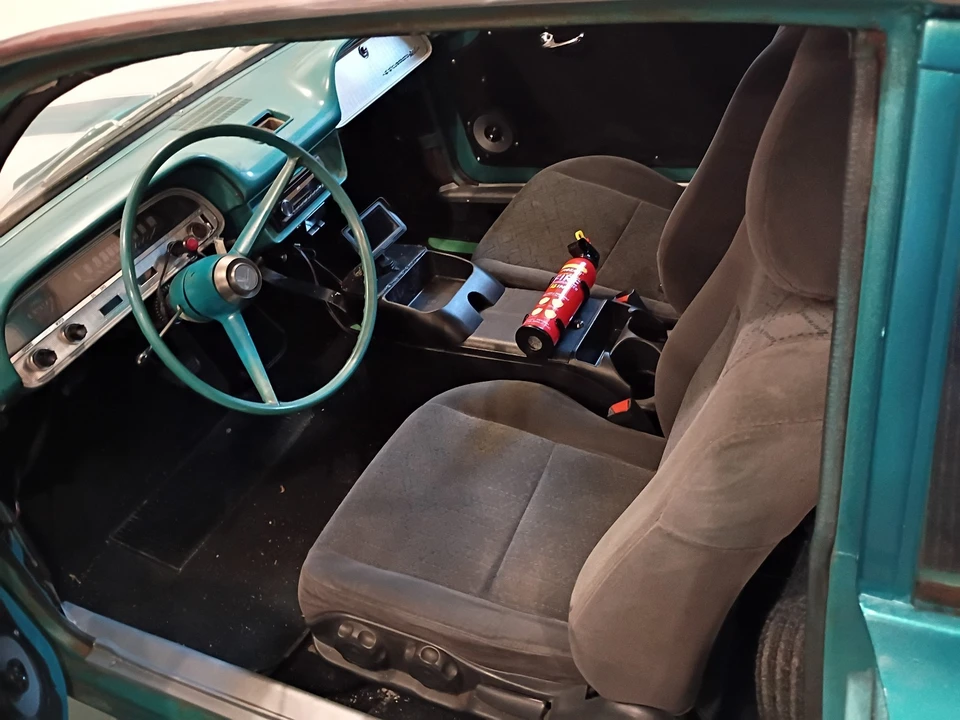 1960 Chevrolet Corvair 1st Gen - Image 9 of 15